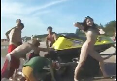 Epic chica masaje lesbianas japonesas con apestoso calcetines sucios